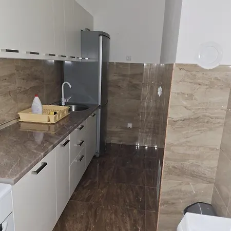 Elegantna Oaza Apartment *