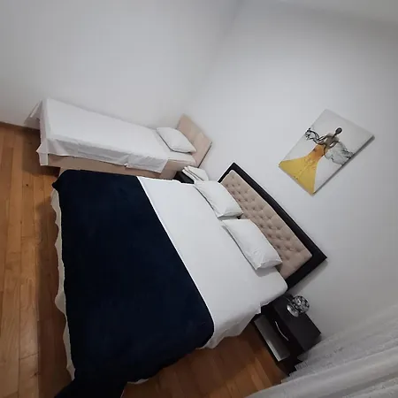 Elegantna Oaza Appartamento